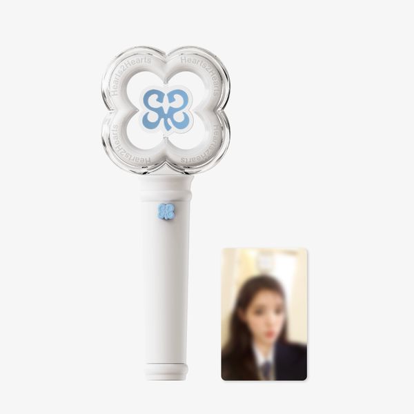 PRE-ORDER 2026-03-30) Hearts2Hearts - OFFICIAL FANLIGHT (LIGHT