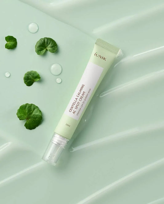 iUNIK - Centella Calming AC Spot Cream (20 mL).