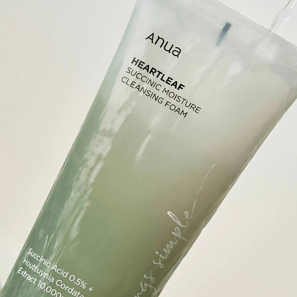 ANUA - Heartleaf Succinic Moisture Cleansing Foam (150 mL).