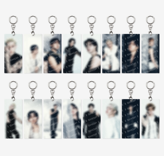 (PRE-ORDER 2026-11-16) Stray Kids - [Stray Kids World Tour <RUN IT SEOUL> Merch] SECRET ACRYLIC KEYRING - RUN IT (POB Included Based on Order Amount)