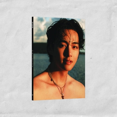 V (BTS) - V [TYPE 1 KIM TAE HYUNG] Magazine Version.