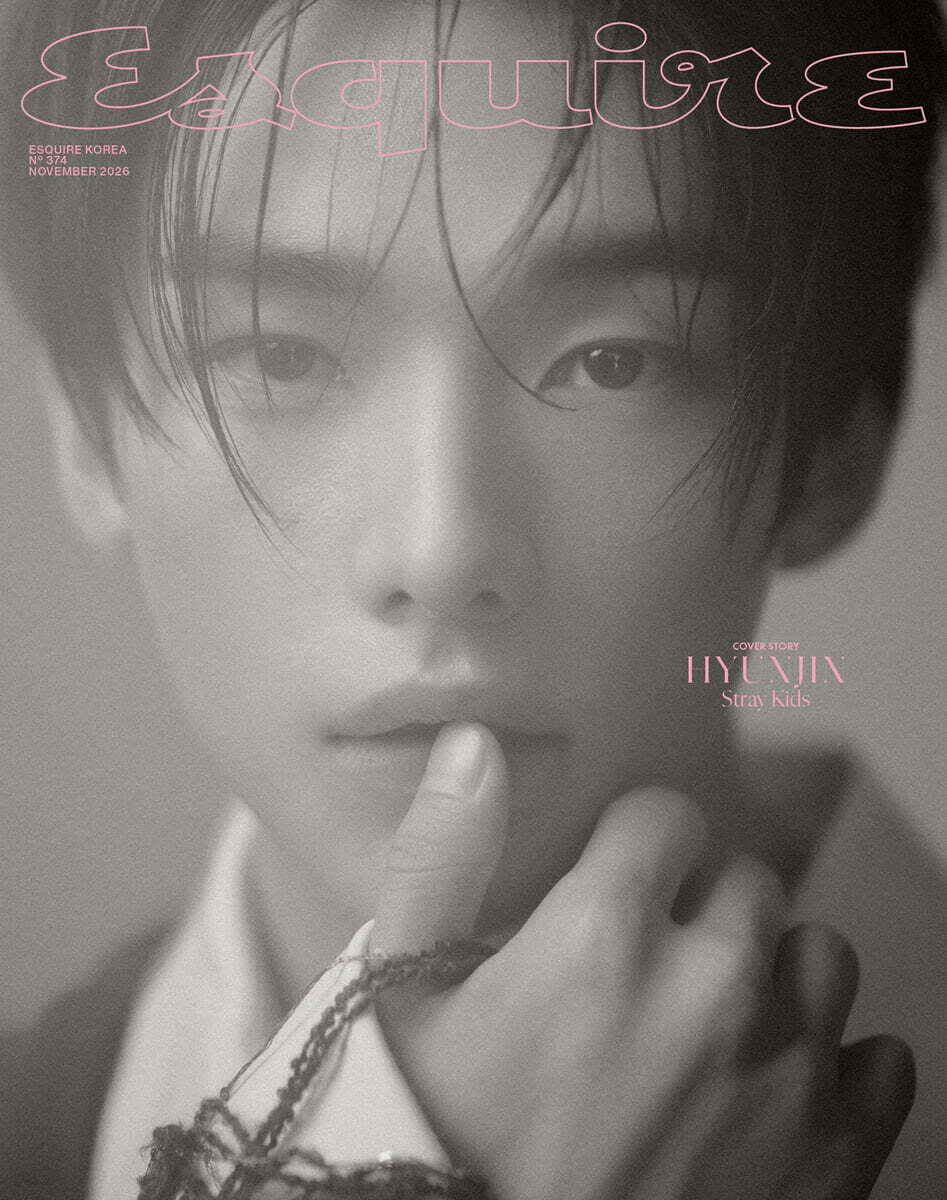 (PRE-ORDER 2026-11-03) ESQUIRE - 2026.11 x Hyunjin (Stray Kids)(Magazine)(3 Covers)Versions). (Copy)