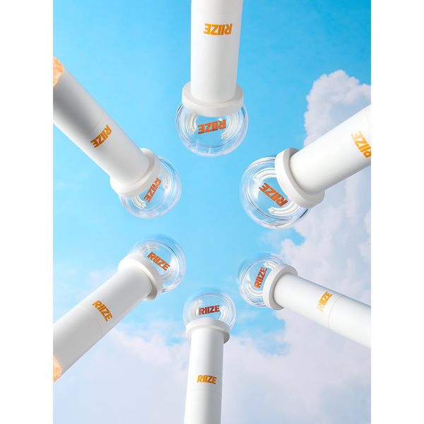 (PRE-ORDER 2026-01-10) RIIZE - FanSignal Lip Balm (Light stick theme).