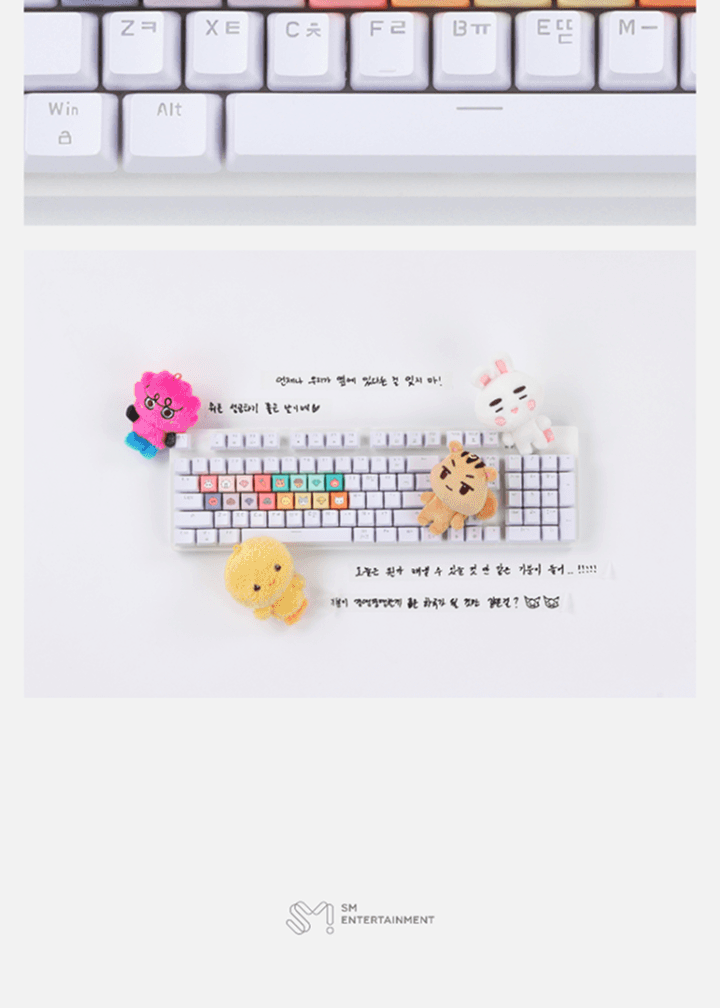 SHINee - Official MD [SHINee WORLD 7 E.S.S.A.Y] Keycap Keyring (4 Versions)
