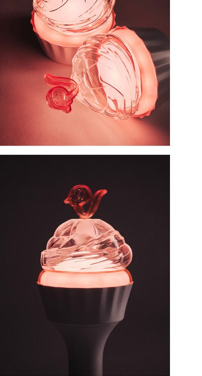 (PRE-ORDER 2026-07-31) RED VELVET - OFFICIAL LIGHT STICK (FANLIGHT) Version 2 (POB Photocard Included)