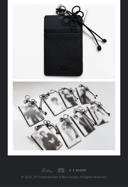 (PRE-ORDER 2026-11-16) Stray Kids - [Stray Kids World Tour <RUN IT SEOUL> Merch] CARD HOLDER KEYRING - RUN IT (POB Included Based on Order Amount)