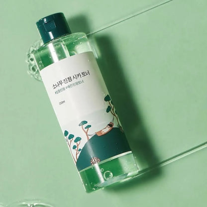 Round Lab - Pine Calming Cica Toner (250 mL).
