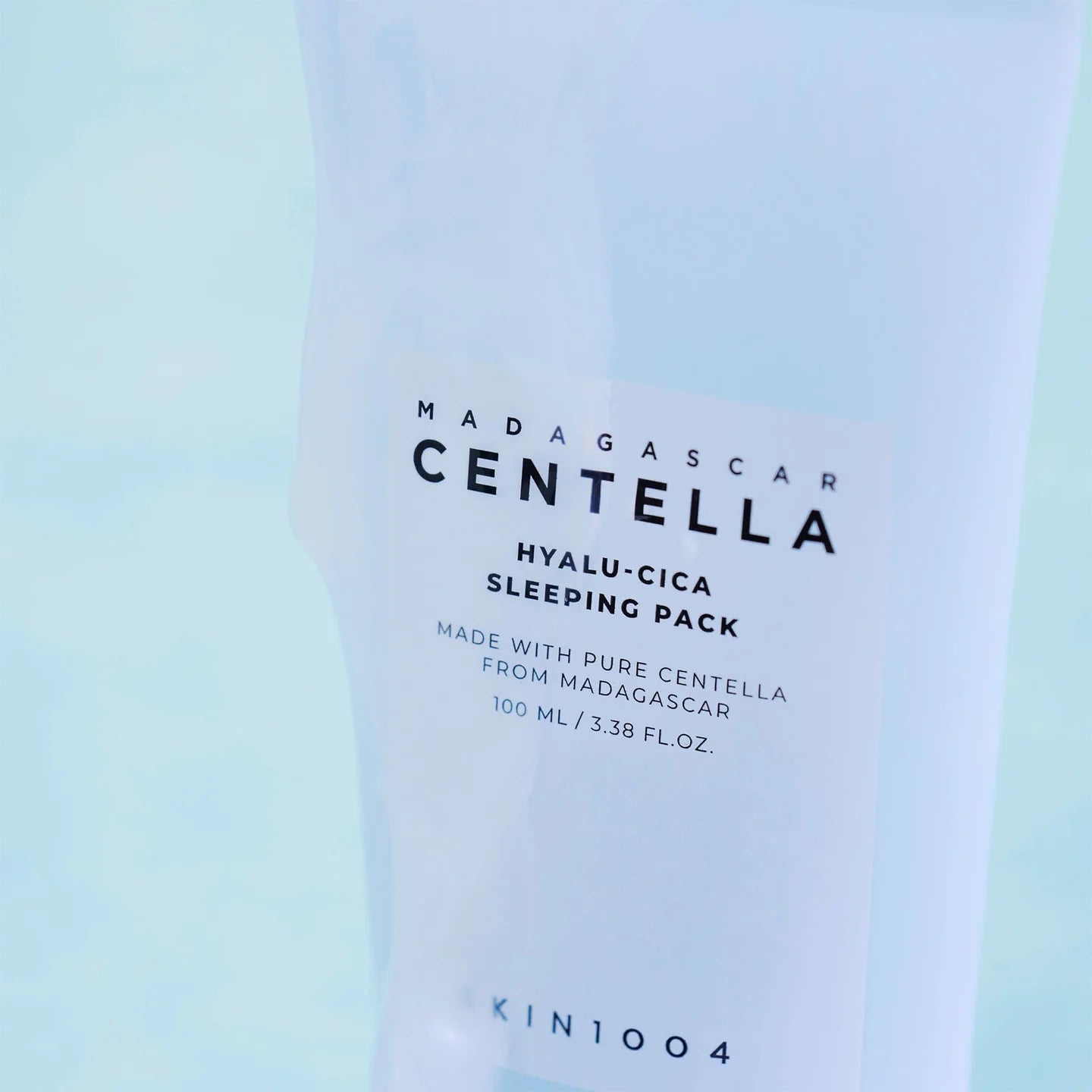 SKIN1004 - Madagascar Centella Hyalu-Cica Sleeping Pack (100 mL).