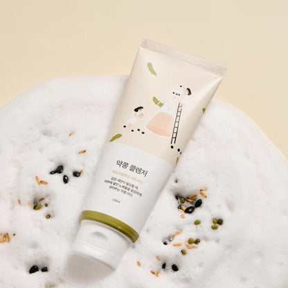 Round Lab - Soybean Cleanser (150 mL).