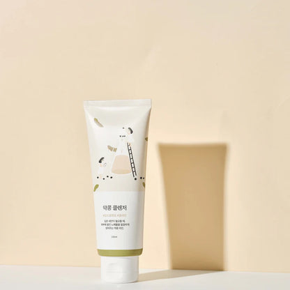 Round Lab - Soybean Cleanser (150 mL).
